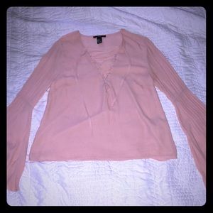 Long sleeve light pink shirt